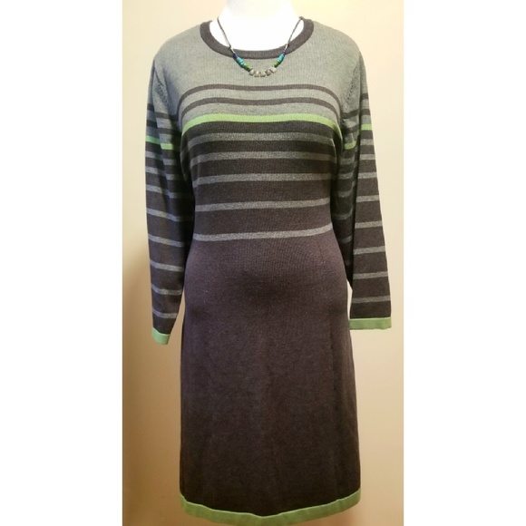 Jessica Howard Dresses & Skirts - {Jessica Howard} Sweater Dress